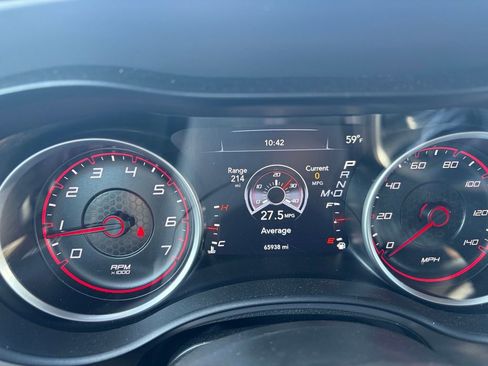 Used 2023 Dodge Charger SXT RWD image 6