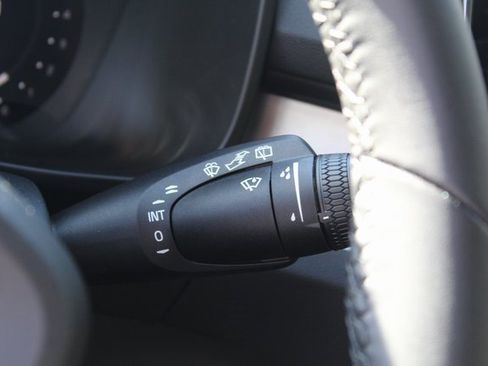 New 2026 Volvo XC40 B5 Ultra w/ Climate Package image 19