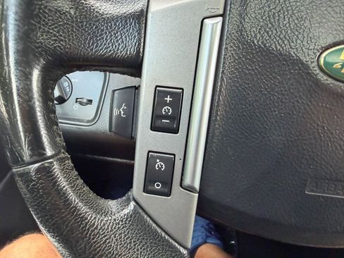 Used 2009 Land Rover Range Rover Sport HSE AWD/4WD image 27