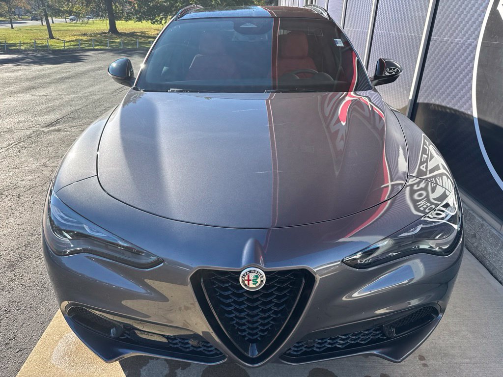 New 2026 Alfa Romeo Stelvio Sprint AWD/4WD image 5