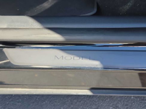 Used 2023 Tesla Model Y Performance AWD/4WD image 15