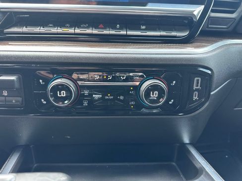 Used 2023 Chevrolet Silverado 1500 LT w/ Protection Package AWD/4WD image 5