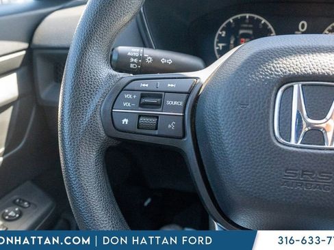 Used 2024 Honda CR-V EX image 11