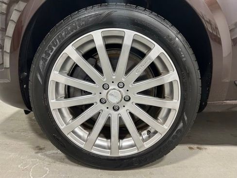 Used 2017 Volvo V90 T6 Cross Country image 24