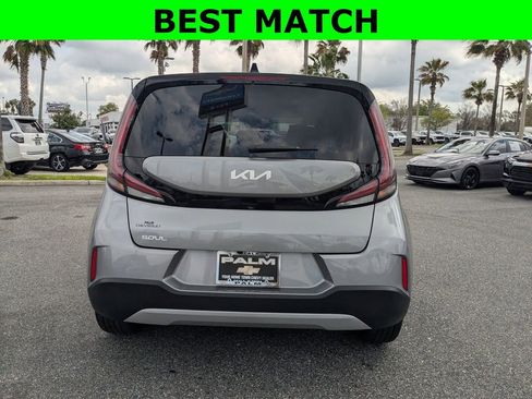 Used 2025 Kia Soul LX w/ LX Technology Package image 4