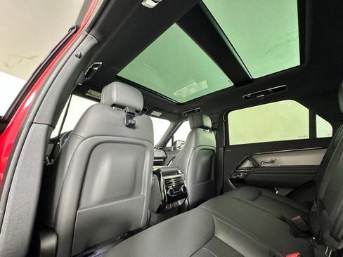 Used 2025 Land Rover Range Rover Sport Dynamic SE AWD/4WD image 19