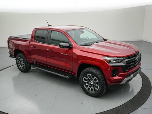 Used 2023 Chevrolet Colorado Z71 w/ Advanced Trailering Package AWD/4WD image 2