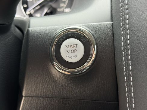 Used 2023 INFINITI QX80 Luxe w/ All-Season Package RWD image 26