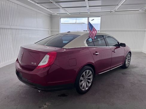 Used 2013 Lincoln MKS FWD image 5