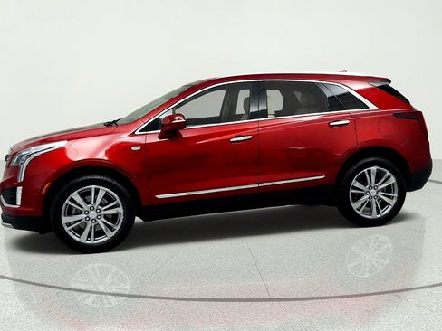 Certified 2024 Cadillac XT5 Premium Luxury w/ Technology Package AWD/4WD image 2