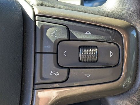 Used 2022 Chevrolet Silverado 1500 High Country w/ High Country Premium Package image 18