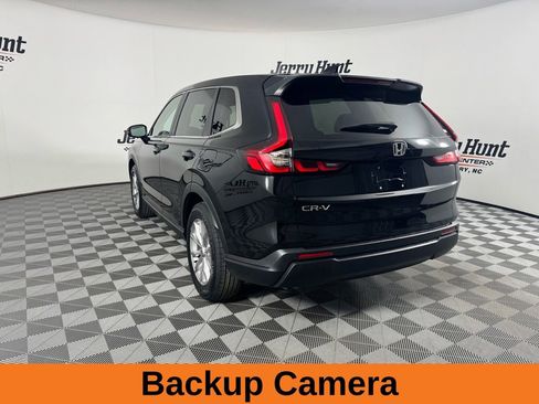 Used 2025 Honda CR-V EX image 8