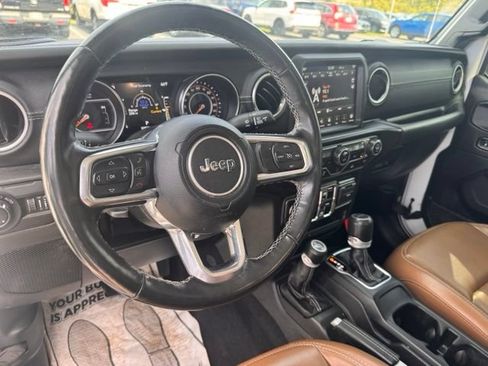 Used 2021 Jeep Gladiator Overland w/ Popular Equipment Package AWD/4WD image 15
