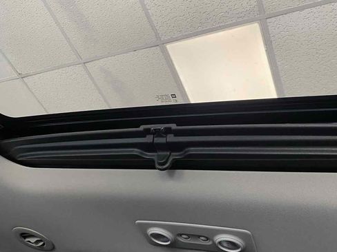 Used 2012 Buick Enclave Leather image 18