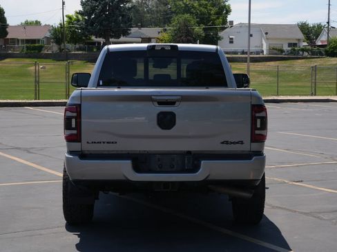 Used 2022 RAM 2500 Limited AWD/4WD image 4