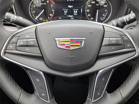 New 2026 Cadillac XT5 Luxury w/ LPO, Floor Liner Package image 13