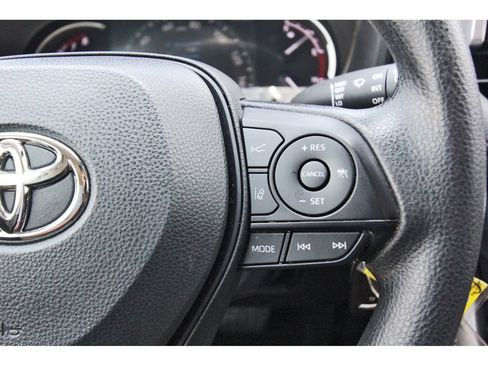 Used 2024 Toyota RAV4 LE FWD image 16