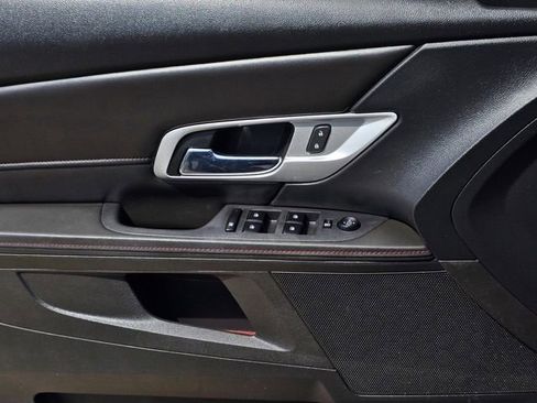 Used 2013 GMC Terrain SLE FWD image 21