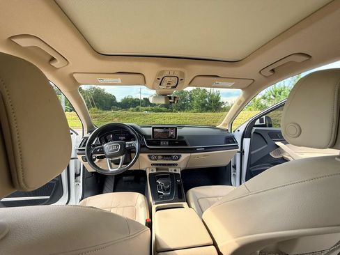 Used 2018 Audi Q5 Prestige w/ Prestige Package AWD/4WD image 18