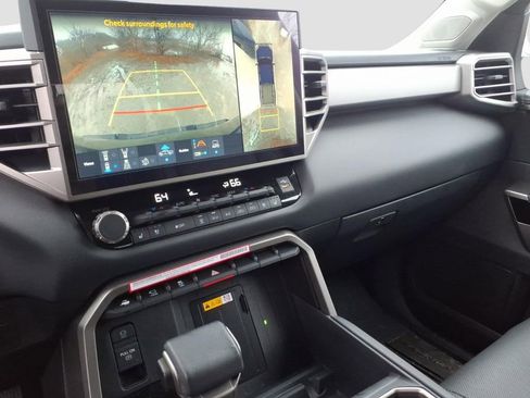 Used 2024 Toyota Tundra Limited image 27