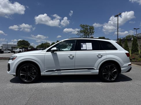Used 2025 Audi Q7 3.0T Premium Plus w/ Premium Plus Package AWD/4WD image 7