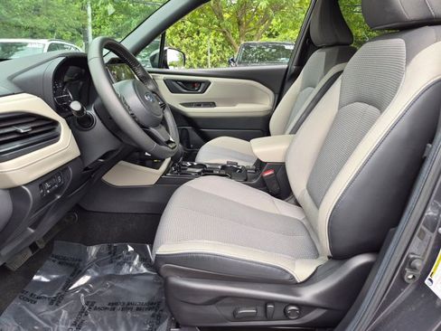 Used 2026 Subaru Forester Premium AWD/4WD image 16