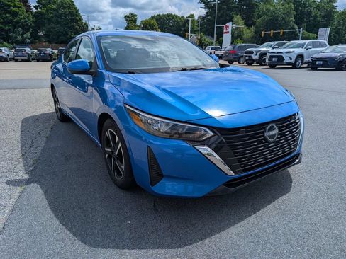 Used 2024 Nissan Sentra SV FWD image 7