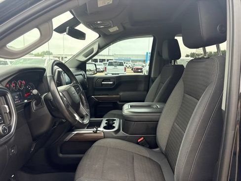 Used 2019 Chevrolet Silverado 1500 LT Trail Boss AWD/4WD image 12