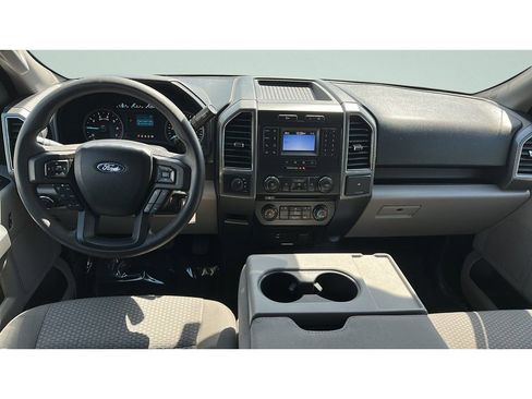 Used 2018 Ford F150 XLT AWD/4WD image 17