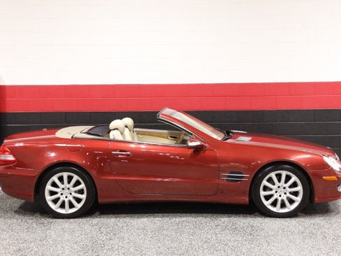 Used 2007 Mercedes-Benz SL 550 image 8