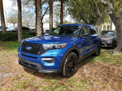 Used 2020 Ford Explorer ST w/ ST Street Pack image 2