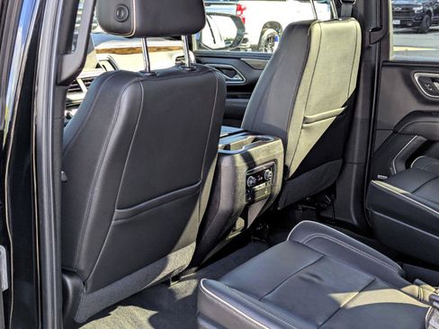 Certified 2021 Chevrolet Tahoe Premier w/ Premium Package AWD/4WD image 10