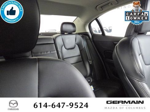 Used 2022 Volvo S60 B5 Momentum image 20