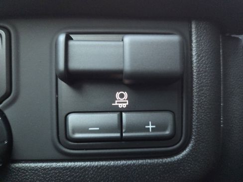 New 2026 GMC Yukon Elevation image 10