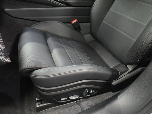 New 2025 Porsche Panamera 4 image 23