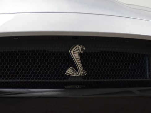 Used 2022 Ford Mustang Shelby GT500 RWD image 16
