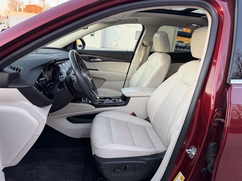 Used 2021 Buick Envision Avenir image 13