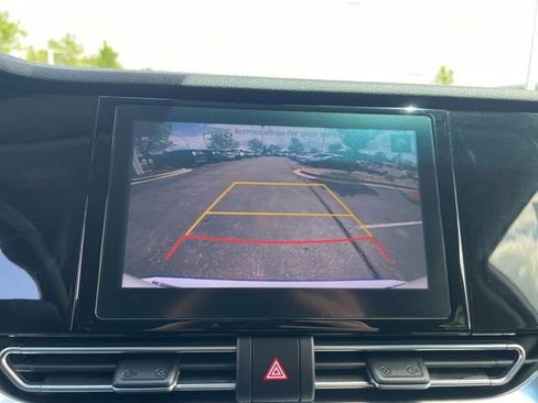 Certified 2022 Kia Niro LXS FWD image 20