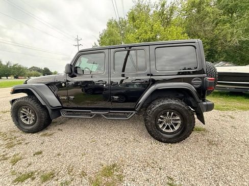 Certified 2024 Jeep Wrangler Unlimited Rubicon 392 w/ Dual Top Group AWD/4WD image 14
