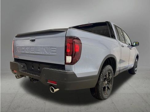 New 2026 Honda Ridgeline Black Edition image 7