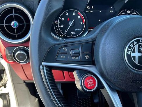 Used 2019 Alfa Romeo Stelvio w/ Nero Edizione RWD image 11