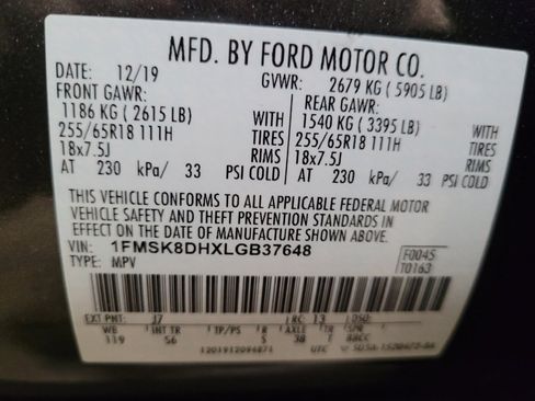 Used 2020 Ford Explorer XLT w/ Equipment Group 202A AWD/4WD image 33