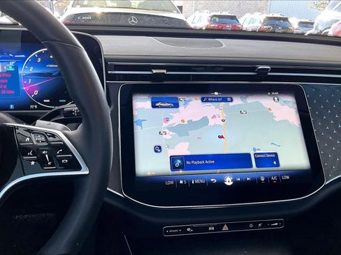 Used 2025 Mercedes-Benz E 350 Sedan image 6