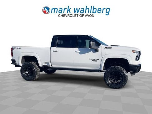 New 2025 Chevrolet Silverado 2500 LTZ w/ Trail Boss Package AWD/4WD image 9