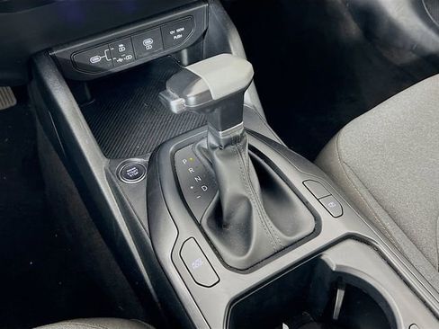 Used 2025 Kia K4 FWD image 21