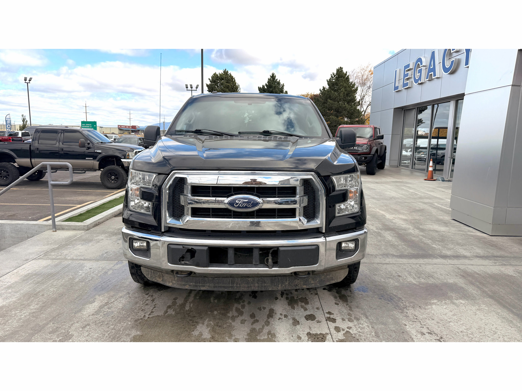 Used 2016 Ford F150 XLT AWD/4WD image 2