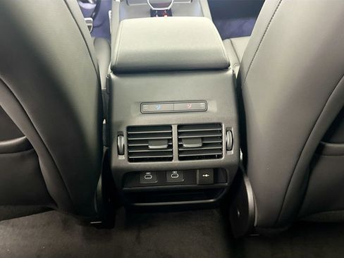 New 2026 Land Rover Discovery Sport Landmark AWD/4WD image 25