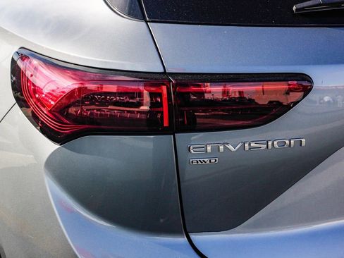 Used 2025 Buick Envision Preferred image 10