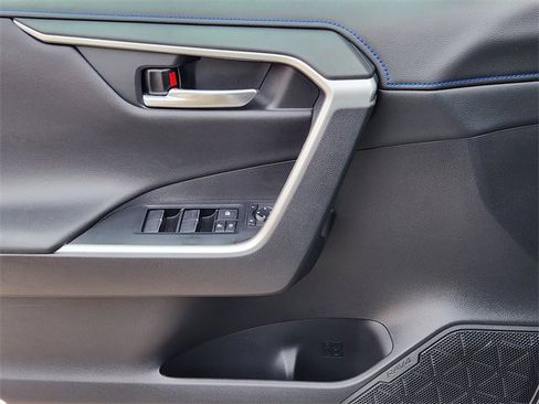 Used 2021 Toyota RAV4 XSE image 18