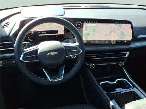 New 2026 Chevrolet Traverse LT w/ Driver Confidence Package image 17